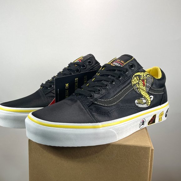Vans X Cobra Kai Old Skool Shoe | Size 7.5 US Men - Picture 2 of 11